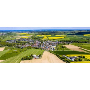 Lais Puzzle - Blick auf Landwirtschaft mit Getreidefeldern und Rapsanbau, Usingen, Schwalbach, Hochtaunuskreis, Hessen, Deutschland, Panorama - 2.000 Teile