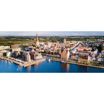 Lais Puzzle - Stadthafen Rostock mit Speichern, Panorama - 2.000 Teile