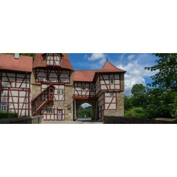 Lais Puzzle - Rödelseer Tor zum Dorf Iphofen, Panorama - 2.000 Teile