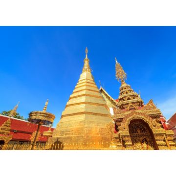Lais Puzzle - Goldene Pagode für das Tierkreisjahr des Tigers im Wat Prathat Cho Hae-Tempel in der Provinz Phrae, Nordthailand - 1.000 Teile