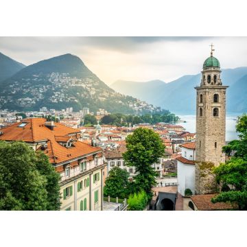 Lais Puzzle - Stadtbild von Lugano mit Glockenturm der Kathedrale St. Lorenz und Blick auf den See und dramatisches Licht in Lugano Schweiz - 1.000 Teile