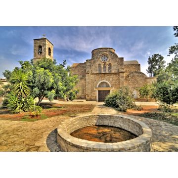 Lais Puzzle - St. Barnabas-Kirche und Grabmal in der Nähe von Famagusta, Nordzypern - 1.000 Teile