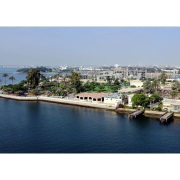 Lais Puzzle - Panoramablick auf die Stadt Ismailia in Ägypten - Afrika. Blick von der Seite des Suezkanals - 1.000 Teile