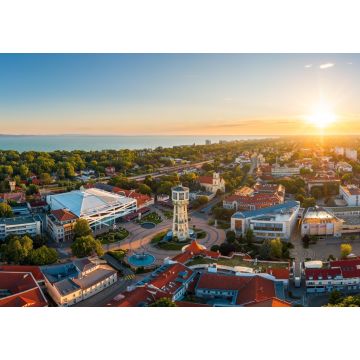 Lais Puzzle - Europa Ungarn Siofok Plattensee. Stadtbild. Sonnenuntergang. Wasserturm. Panorama. Stadtbibliothek.  - 1.000 Teile