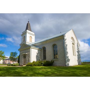Lais Puzzle - Die alte Marienkirche (Marian kirkko) an einem Juninachmittag. Hamina, Finnland - 1.000 Teile
