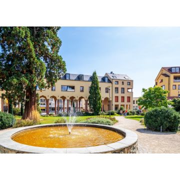 Lais Puzzle - Markthalle, Kronberg im Taunus, Hessen, Deutschland - 1.000 Teile