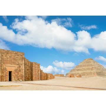 Lais Puzzle - Memphis, Ägypten - Die älteste stehende Stufenpyramide Ägyptens, die von Imhotep für König Djoser entworfen wurde, befindet sich in Saqqara, einer antiken Begräbnisstätte 30 km südlich des heutigen Kairo - 1.000 Teile