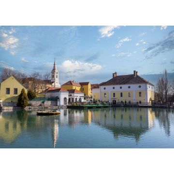 Lais Puzzle - Altstadt von Tapolca in Ungarn mit dem Malom See im Vordergrund - 1.000 Teile