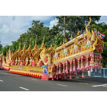 Lais Puzzle - Boon Bang Fai Konvoi am Straßenrand geparkt während des Tages Yasothon Thailand - 1.000 Teile
