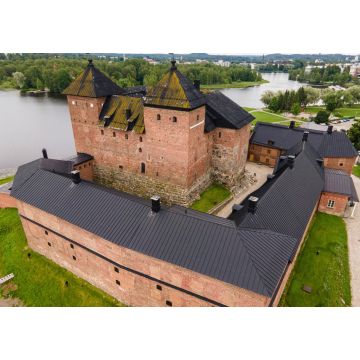 Lais Puzzle - Hämeenlinna, die berühmte Backstein-Häme-Burg in Kanta-Häme in Südfinnland - 1.000 Teile