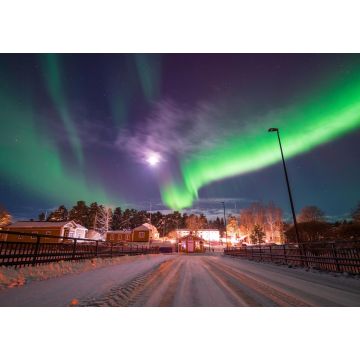 Lais Puzzle - Nordlichter über einer kleinen Stadt. Nykarleby/Uusikaarlepyy, Finnland - 1.000 Teile