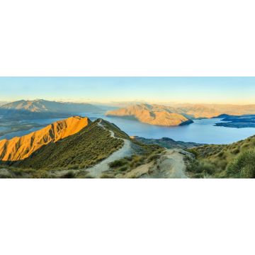 Lais Puzzle - Atemberaubender Panoramablick vom Roys Peak am Lake Wanaka mit goldenem Sonnenlicht in der Dämmerung, Südinsel, Neuseeland - 2.000 Teile