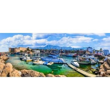 Lais Puzzle - Wahrzeichen der Insel Zypern - mittelalterliche Stadt Kyrenia (türkischer Teil), Blick auf Burg und Marine - 2.000 Teile