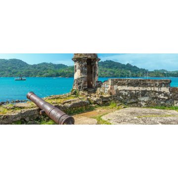 Lais Puzzle - Alte spanische Kanone auf der Festungsruine Santiago mit Blick auf das Karibische Meer in Portobelo bei Colon, Panama, Mittelamerika - 2.000 Teile