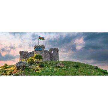 Lais Puzzle - Turm am Eingang zur Stadt Khizi. Aserbaidschan Reisen - 2.000 Teile