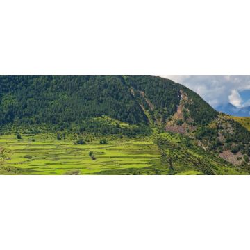 Lais Puzzle - Künstlich angelegte Terrassen des Dorfes Chokh. Republik Dagestan, Russland - 2.000 Teile