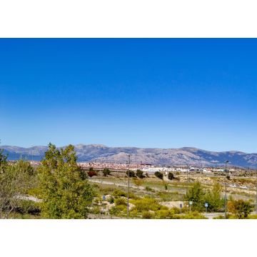 Lais Puzzle - Blick auf Colmenar Viejo mit der Sierra de Guadarrama - 1.000 Teile