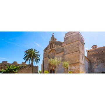 Lais Puzzle - Historische Kirche von Alcúdia, Mallorca, Mallorca, Spanien - 2.000 Teile