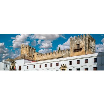 Lais Puzzle - Aussicht auf das Rathaus von Arcos de La Frontera, Cadiz, Spanien, mit dem Schloss und seinen Türmen im Hintergrund - 1.000 Teile