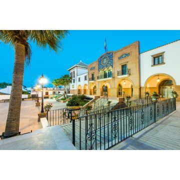 Lais Puzzle - Schöner Stadtplatz in Palos de la Frontera, Spanien - 2.000 Teile