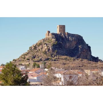 Lais Puzzle - Blick auf die Burg Peñarroya-Pueblonuevo in Córdoba, Andalusien, Spanien - 2.000 Teile