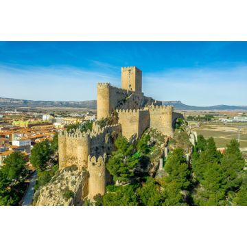 Lais Puzzle - Luftbild der mittelalterlichen Burg Almansa - 2.000 Teile