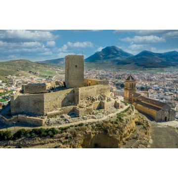 Lais Puzzle - Luftbild des mittelalterlichen Schlosses Alcaudete in Andalusien Spanien - 2.000 Teile