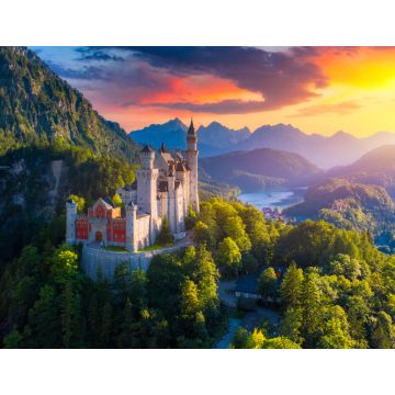 Lais Puzzle - Luftaufnahme von Schloss Neuschwanstein mit malerischer Berglandschaft bei Füssen, Bayern, Deutschland. Schloss Neuschwanstein bei Sonnenuntergang, Deutschland - 1.000 Teile