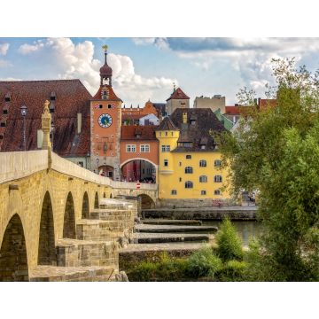 Lais Puzzle - Die Altstadt von Regensburg mit der Steinernen Brücke im Vordergrund - 1.000 Teile