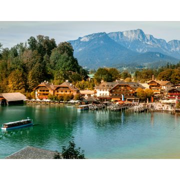Lais Puzzle - Schönau am Königssee, Germany - September 9, 2018: Electric tourist boats on beautiful lake Konigssee pier Berchtesgaden National Park Bavaria Germany - 1.000 Teile