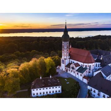 Lais Puzzle - Kloster Andechs, Luftaufnahme bei Sonnenuntergang, Ammersee, Fünfseenland, Pfaffenwinkel, Oberbayern, Bayern, Deutschland - 1.000 Teile