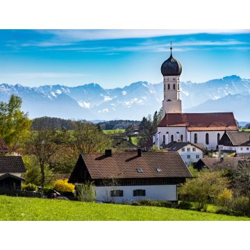 Lais Puzzle - Schönes Oberbayern: Münsing am Starnberger See mit Panoramablick auf Kirche und die Alpen mit Zugspitze - 1.000 Teile