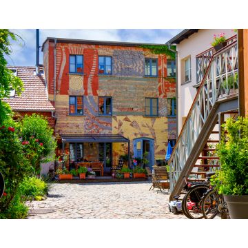 Lais Puzzle - Farbenfrohes Leben, Innenhof Neuruppin - 1.000 Teile