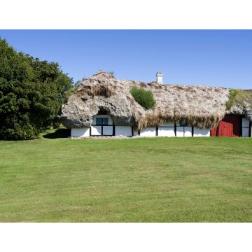 Lais Puzzle - Laesoe / Dänemark: Altes Bauernhaus in Fachwerkbauweise mit Strohdach aus Seegras - 1.000 Teile