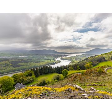 Lais Puzzle - Die irische Grenze, Flagstaff Viewpoint auf dem Fatham Hill in der Nähe von Newry, von wo aus man einen herrlichen Blick über den Carlingford Lough, die Mourne Mountains und Cooley Mountains - 1.000 Teile