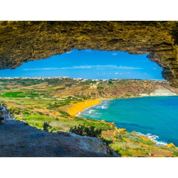 Lais Puzzle - Luftaufnahme der Ir-Ramla-Bucht auf Gozo durch die Tal-Mixta-Höhle, Malta - 1.000 Teile