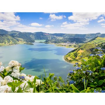Lais Puzzle - See von Sete Cidades mit Hortensien, Azoren, Portugal - 1.000 Teile