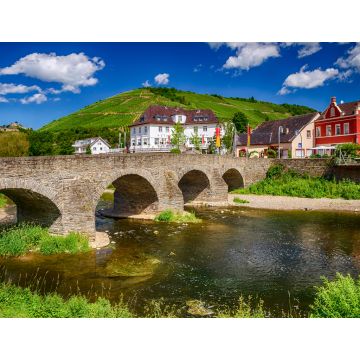 Lais Puzzle - Ansicht der alten Ahrbrücke bei Rech im Ahrtal, Rheinland-Pfalz, Deutschland. - 1.000 Teile
