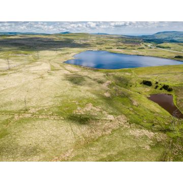 Lais Puzzle - Luftaufnahme der Carno- und Garnlydan-Stauseen in der Nähe der Stadt Ebbw Vale in den Tälern von Südwales - 1.000 Teile