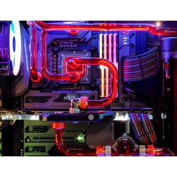 Lais Puzzle - Desktop Computer Gaming mit mehrfarbiger LED-Lichtshow beim Arbeiten - 1.000 Teile