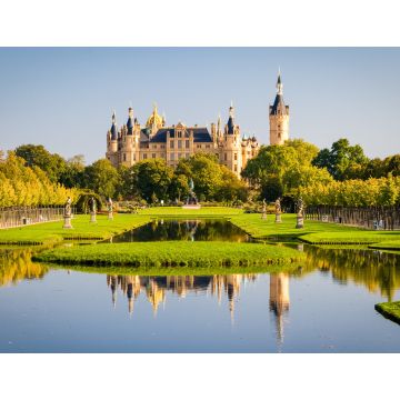 Lais Puzzle - Schweriner Schloss spiegelt sich im See - 1.000 Teile