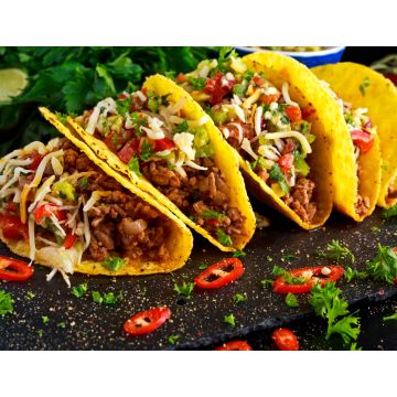Lais Puzzle - Mexikanisches Essen - köstliche Taco-Schalen mit Rinderhackfleisch und hausgemachter Salsa - 1.000 Teile
