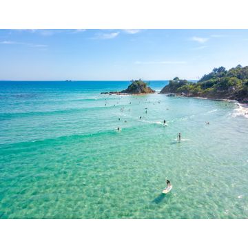 Lais Puzzle - Der Pass an der Byron Bay aus der Vogelperspektive mit Surfern und blauem Wasser, Australien - 1.000 Teile
