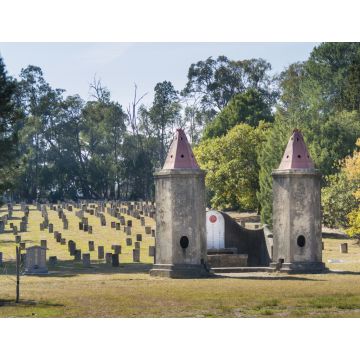 Lais Puzzle - Chinesische Brenntürme auf dem Friedhof von Beechworth, Victoria, Australien - 1.000 Teile