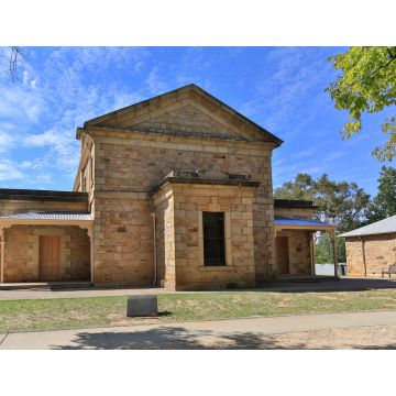 Lais Puzzle - Das historische Gerichtsgebäude (erbaut 1859) in Beechworth, Victoria, Australien - 1.000 Teile