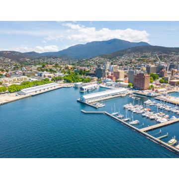 Lais Puzzle - Eine Luftaufnahme des Constitution Dock in Hobart, Tasmanien, Australien an einem sonnigen Tag - 1.000 Teile