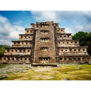 Lais Puzzle - Pyramide De Los Nidos in Tajín, Veracruz Mexiko. Sie hat 365 Fenster, die als Sonnenkalender dienten, und einen Tempel auf der Spitze. Der Stamm der Totonacas lebte früher in diesem schönen Pyramidenkomplex - 1.000 Teile