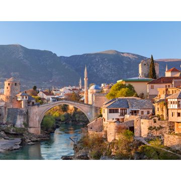 Lais Puzzle - Skyline von Mostar mit der Mostar-Brücke, Häusern und Minaretten, bei Sonnenuntergang in Bosnien und Herzegowina - 1.000 Teile