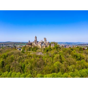 Lais Puzzle - Schloss Braunfels, mit Hubertusturm, Neuer Bergfried, Georgturm und Alter Stock Braunfels, Hessen - 1.000 Teile