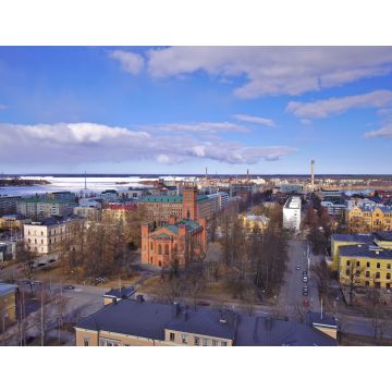 Lais Puzzle - Blick über die Stadt Vaasa, Finnland, im späten Frühjahr, wenn das Meer noch zugefroren ist - 1.000 Teile
